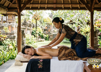 Menyelami Ketenangan: Pijat Tradisional Balinese Massage untuk Relaksasi Total